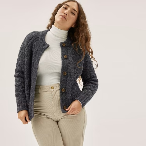 Everlane Sweaters - Everlane Cloud Cable Cardigan